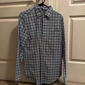 Vineyard, vine small shirt never been worn